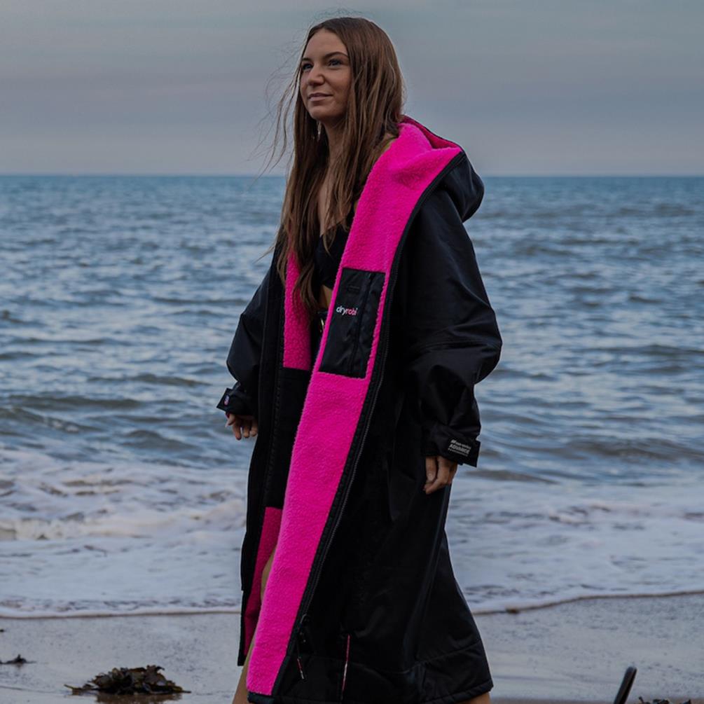 dryrobe Advance Long Sleeve Changing Robe - Black / Pink Extra Image 5